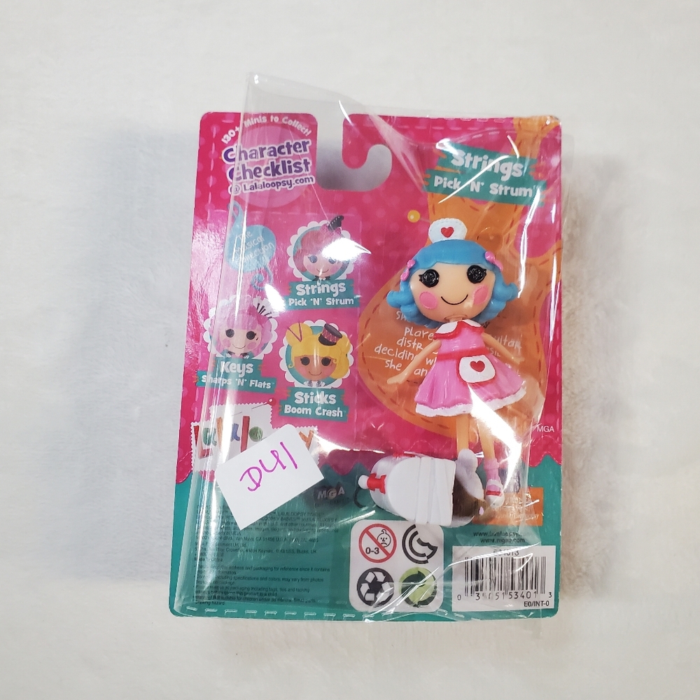 Lalaloopsy Minis Strings Pick 'N' Strum Doll - Pink and Blue AND Nurse - Picture 6 of 6
